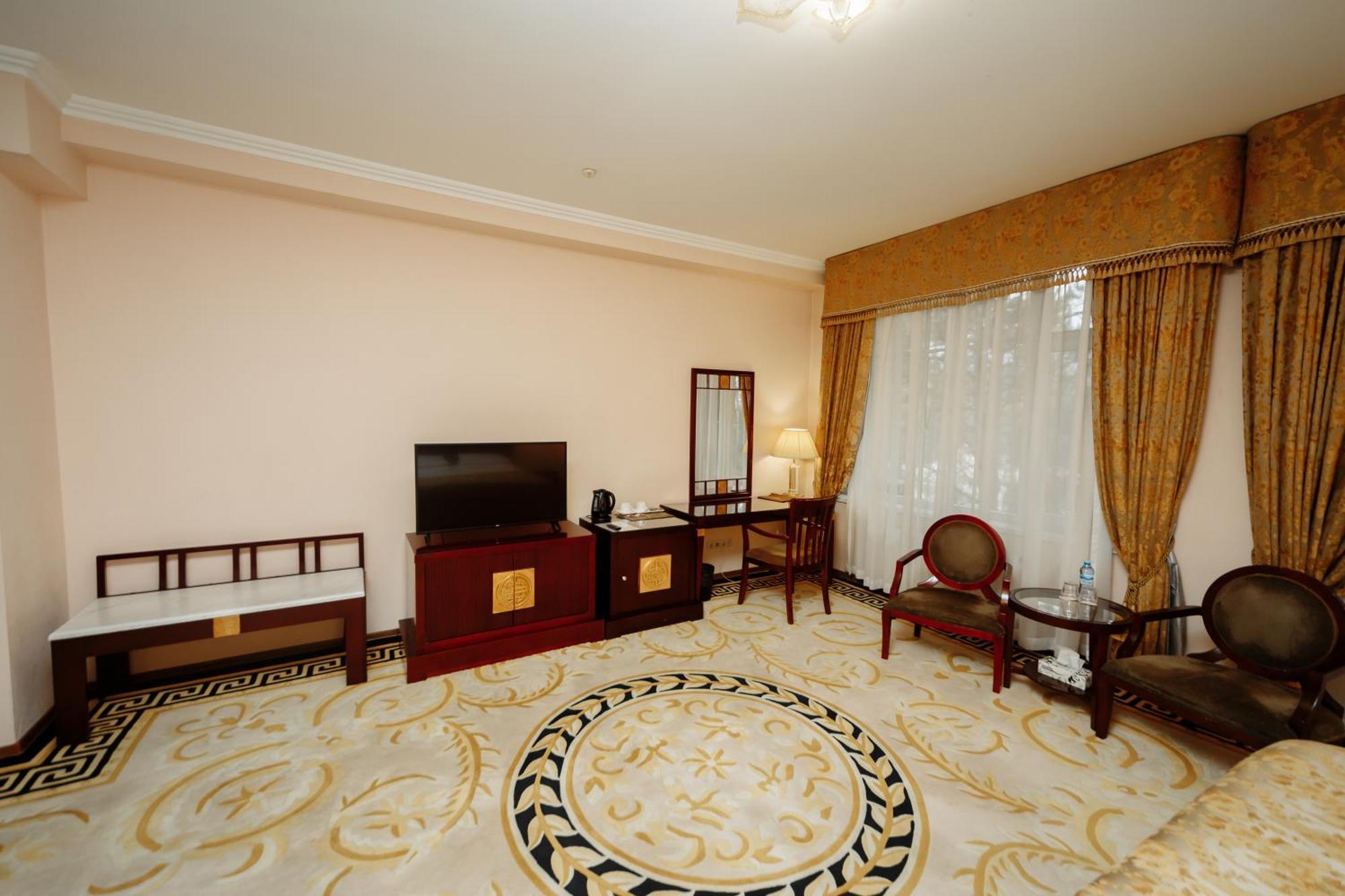 Hotel Royal Florence Кишинів Екстер'єр фото