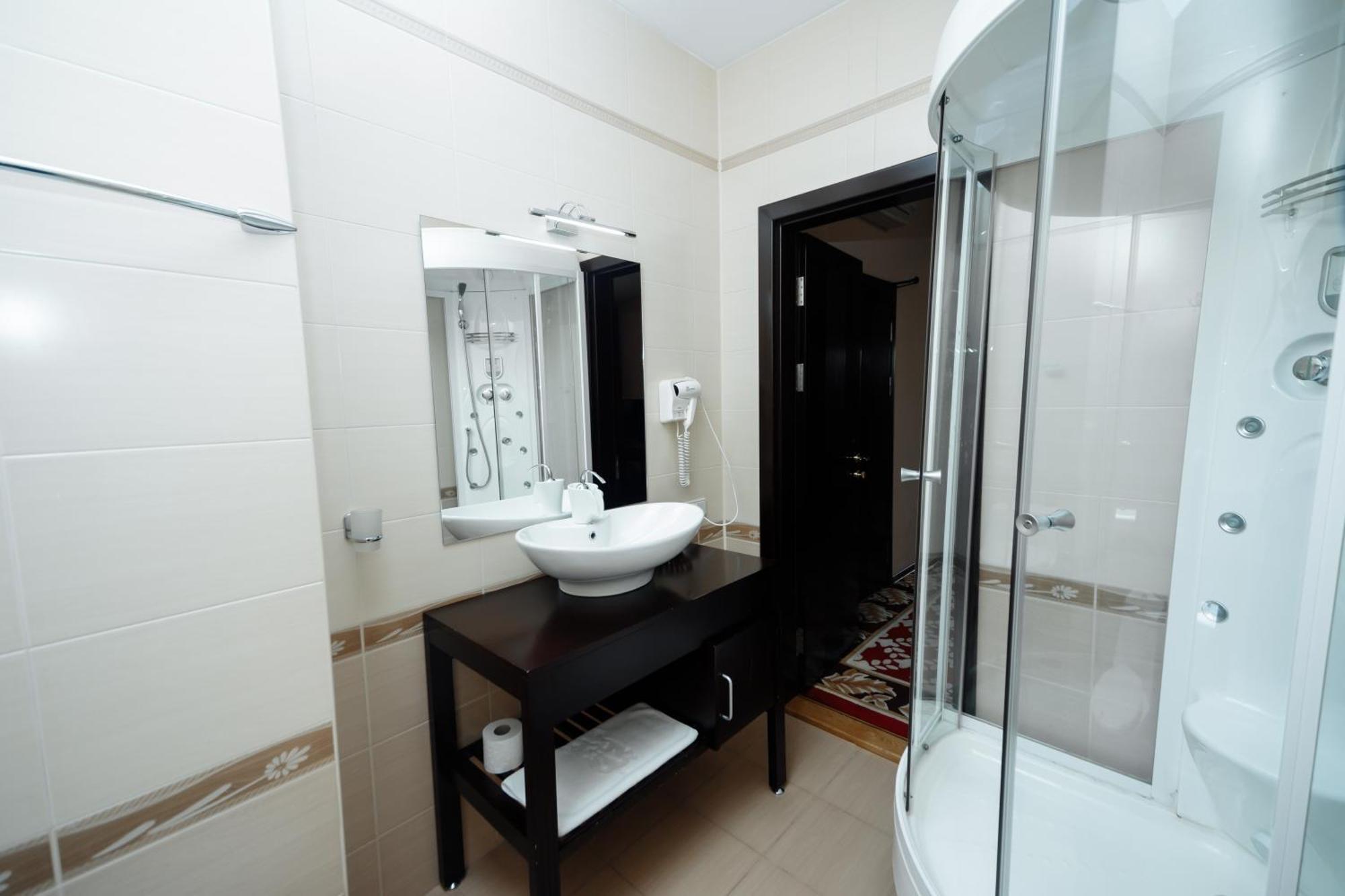 Hotel Royal Florence Кишинів Екстер'єр фото