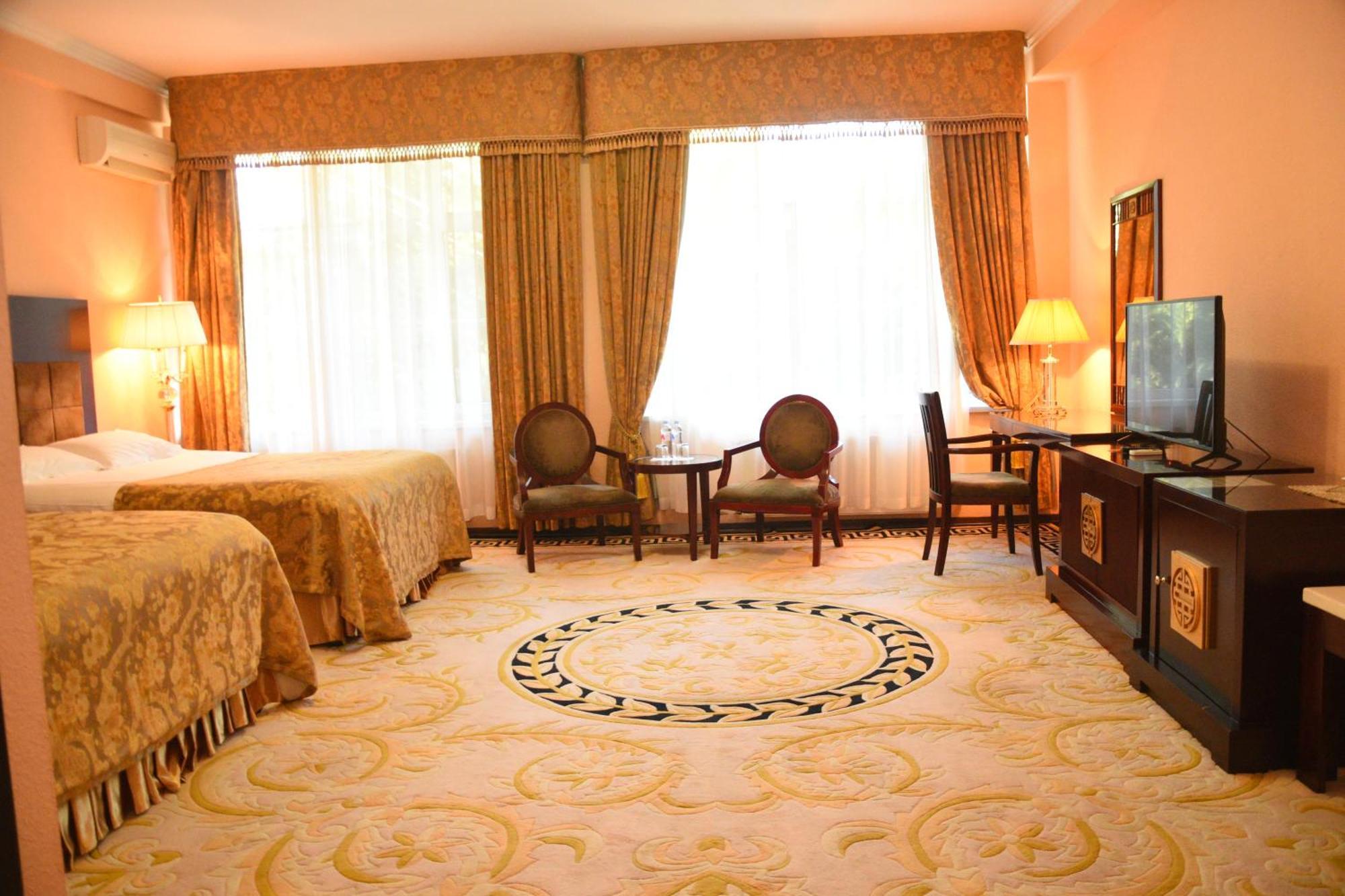 Hotel Royal Florence Кишинів Екстер'єр фото