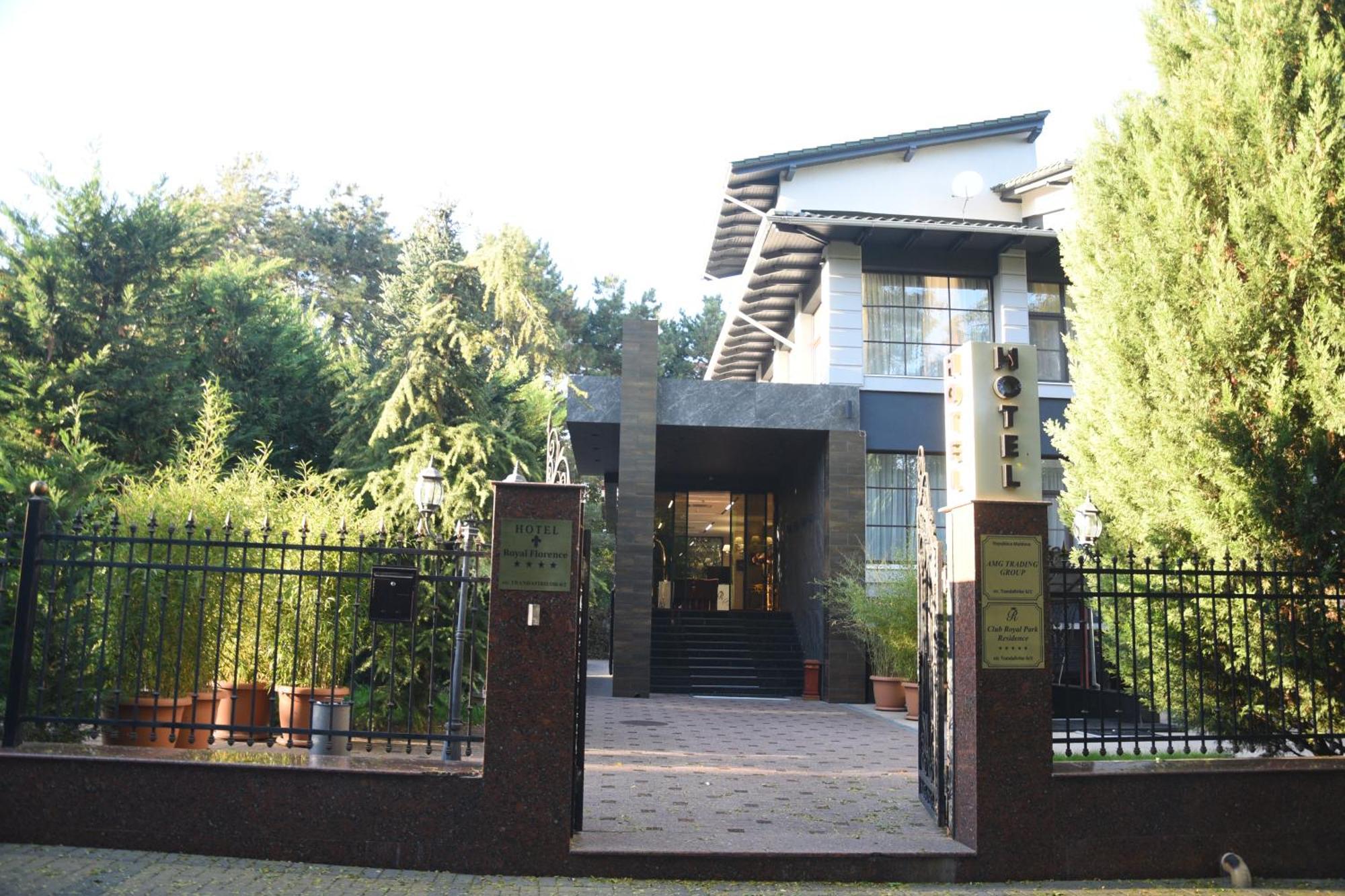 Hotel Royal Florence Кишинів Екстер'єр фото